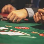 德州扑克读牌术与心理战技巧分享：掌握胜利秘诀-百家乐俱乐部-百家乐论坛